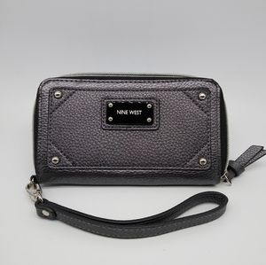 Nine West zip around wallet